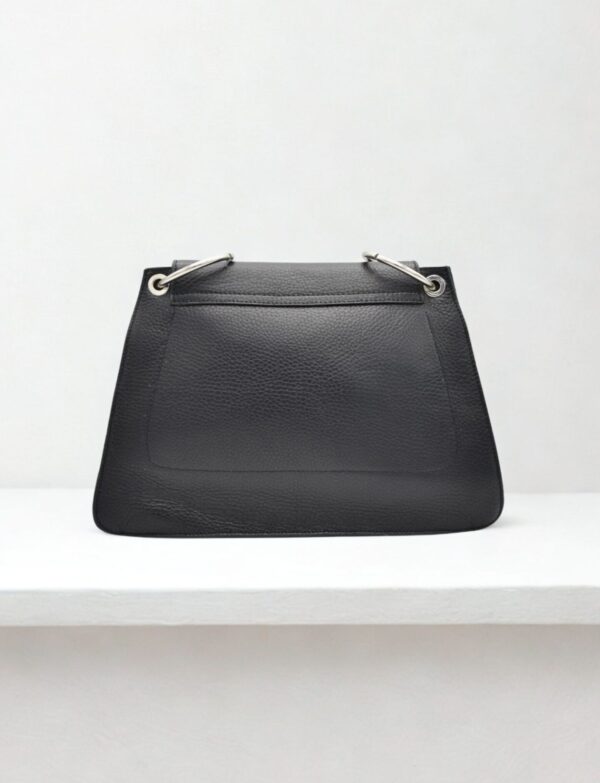 Czarna listonoszka Boca