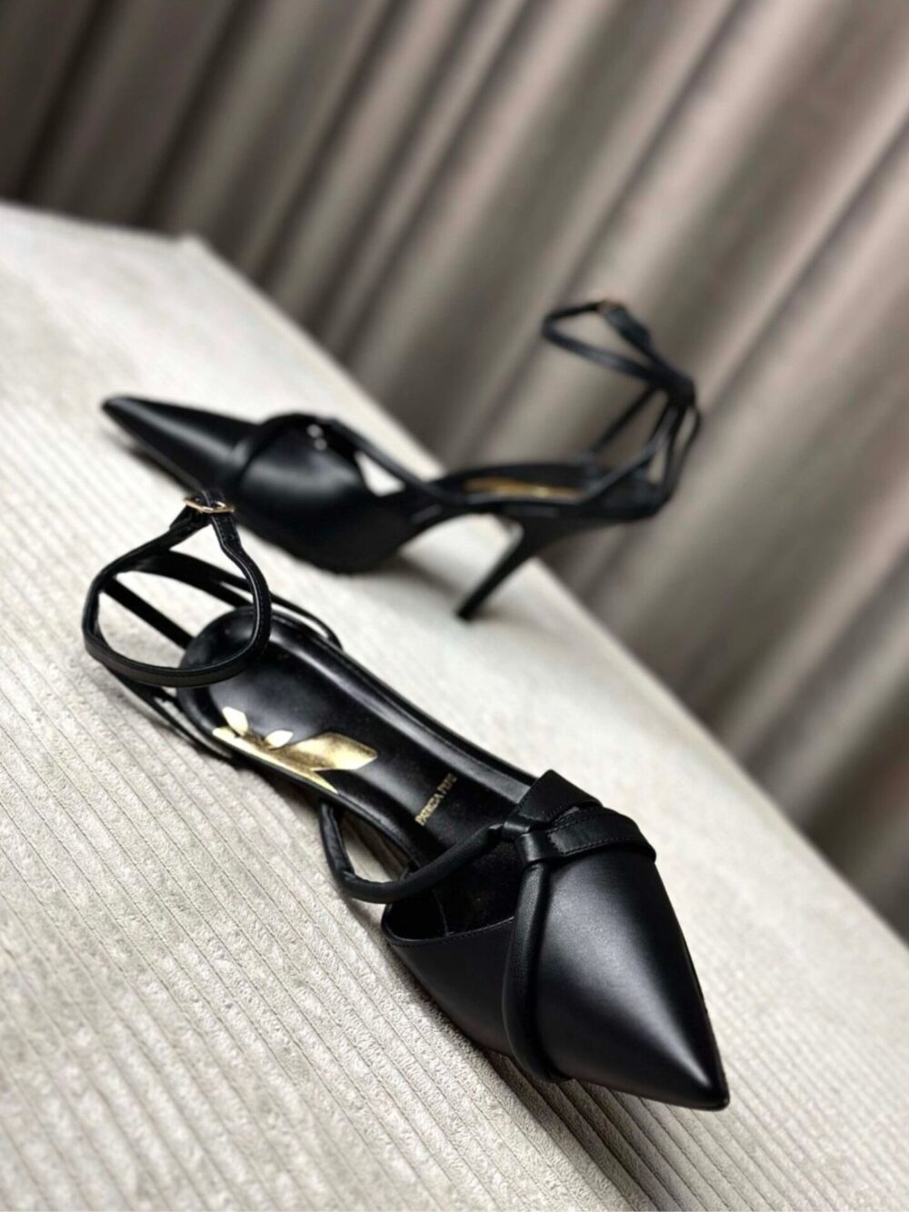 Skórzane szpilki Patrizia Pepe