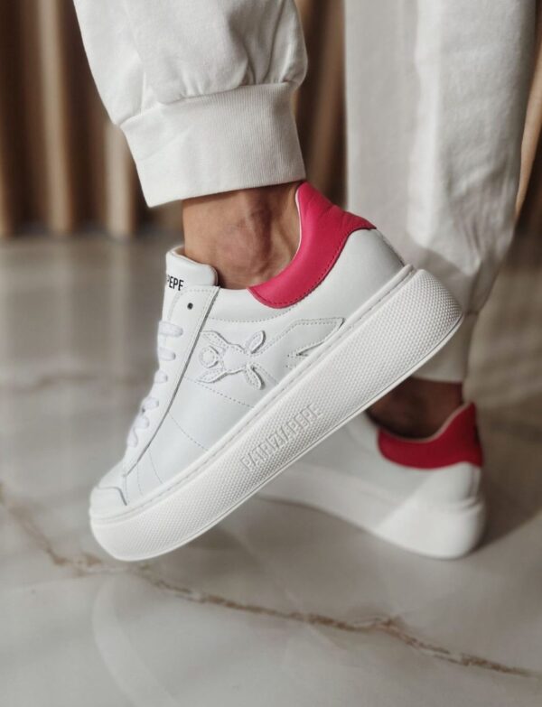 Białe sneakersy Patrizia Pepe