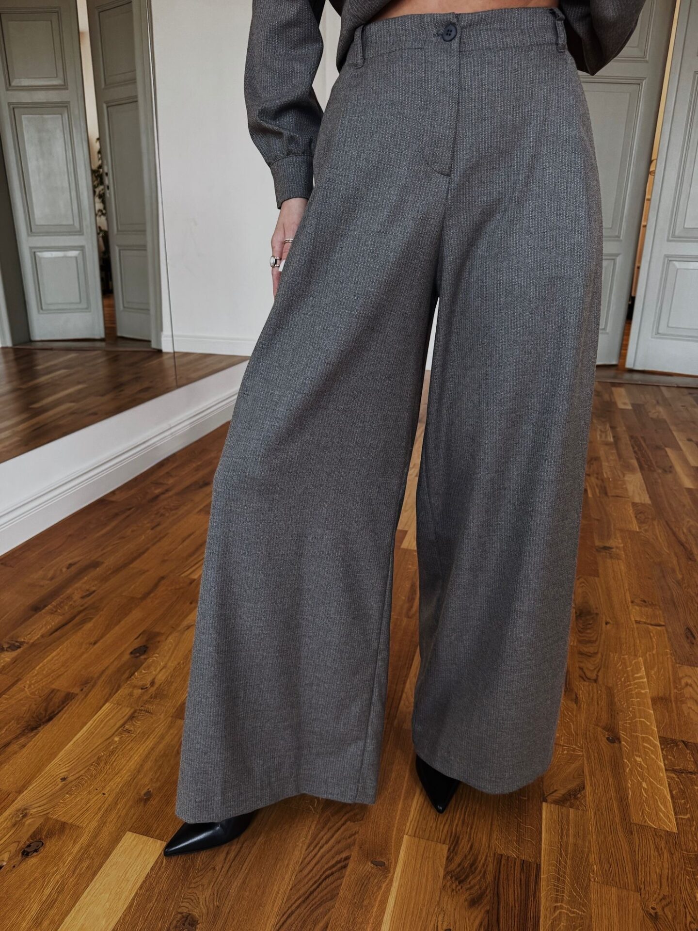 Szary damski komplet Siste's Szary damski komplet Siste's