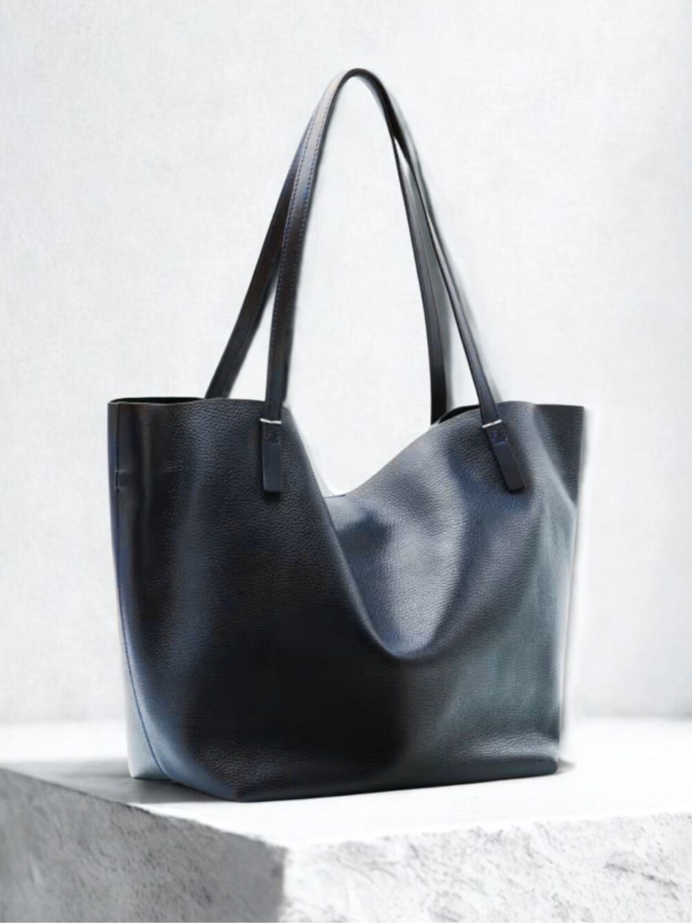 Granatowa shopperka Patrizia Pepe