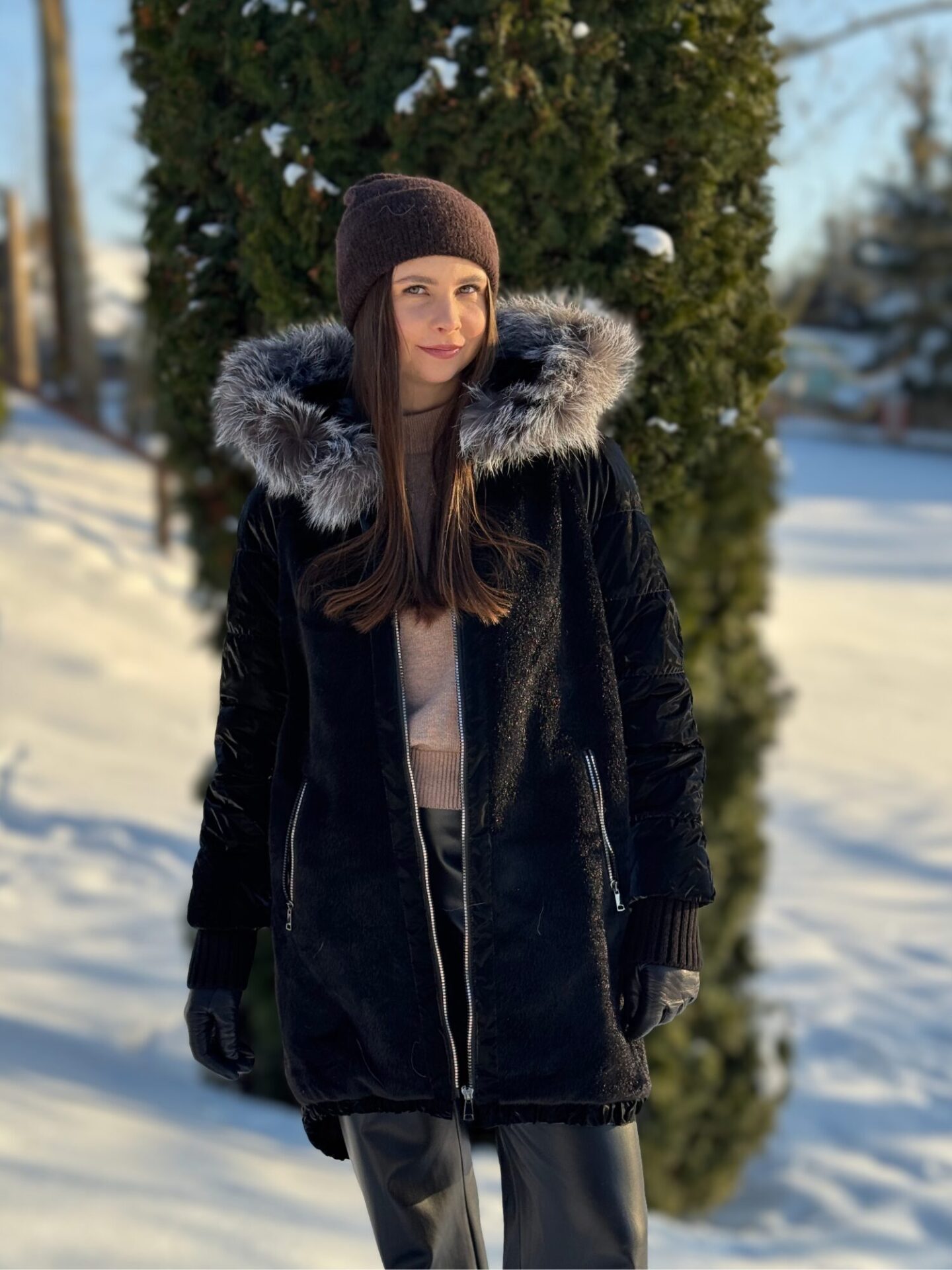 Czarny płaszcz z kapturem Boca Czarny płaszcz z kapturem Boca