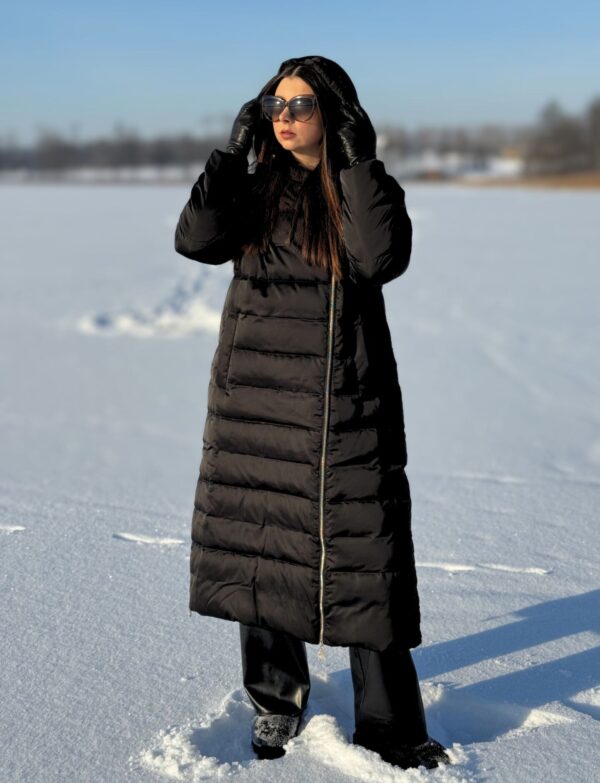 Czarny puchowy płaszcz Liu Jo