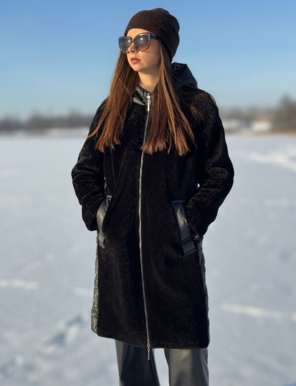 Krótki płaszcz damski Boca