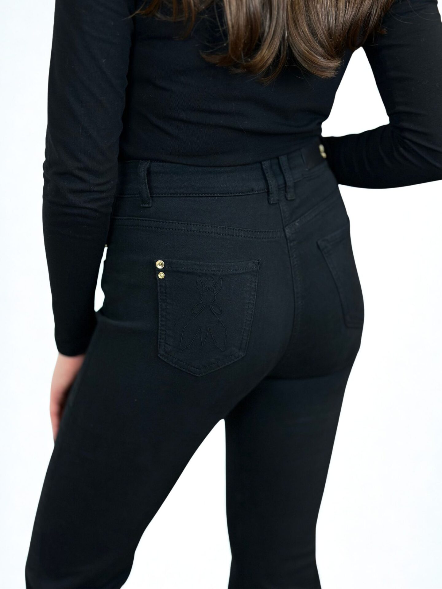 Czarne dzwony Patrizia Pepe detal kieszeni czarne dzwony Patrizia Pepe