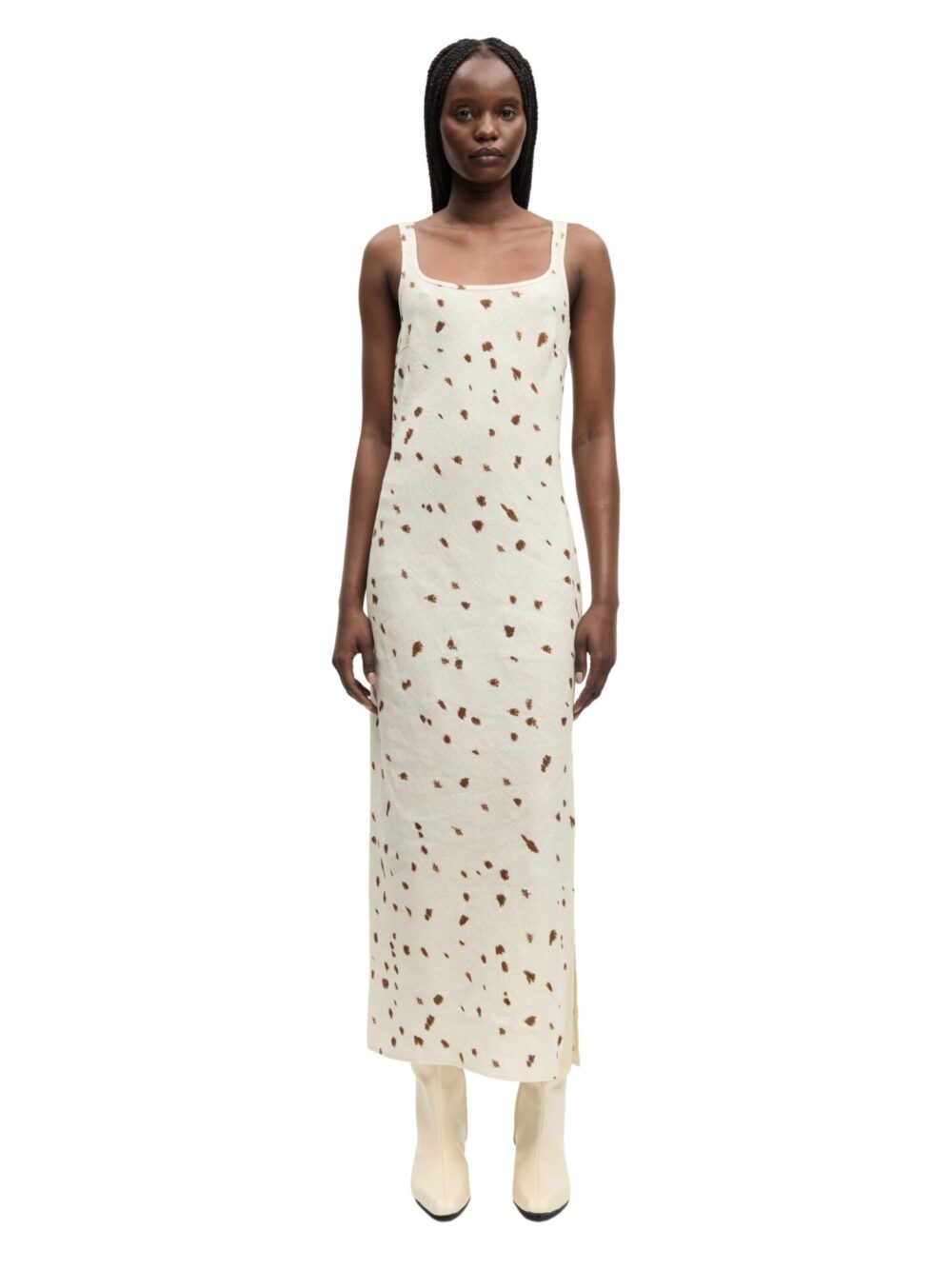 długa lniana sukienka Samsøe Samsøe Sasunny ecru w brązowe plamki sukienka maxi stylizacja przód